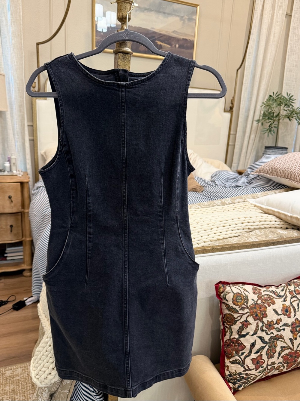 Denim Forum(ARITZIA) Black Sleeveless Denim Shift Dress